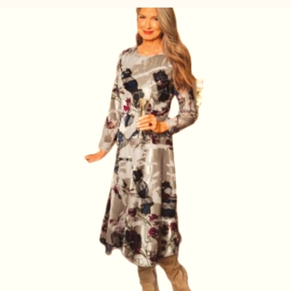 Soft Surroundings Annika Velvet Floral Dress